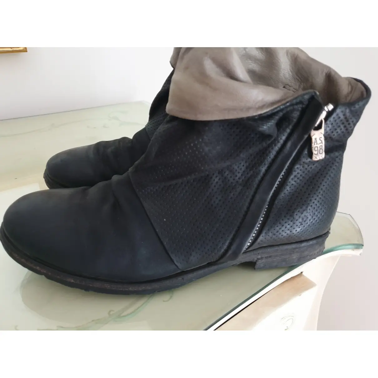 Leather ankle boots A.S.98