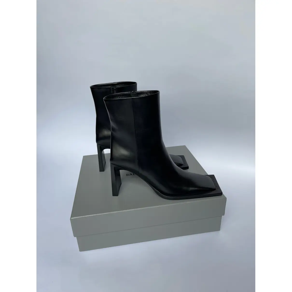 Leather ankle boots Balenciaga