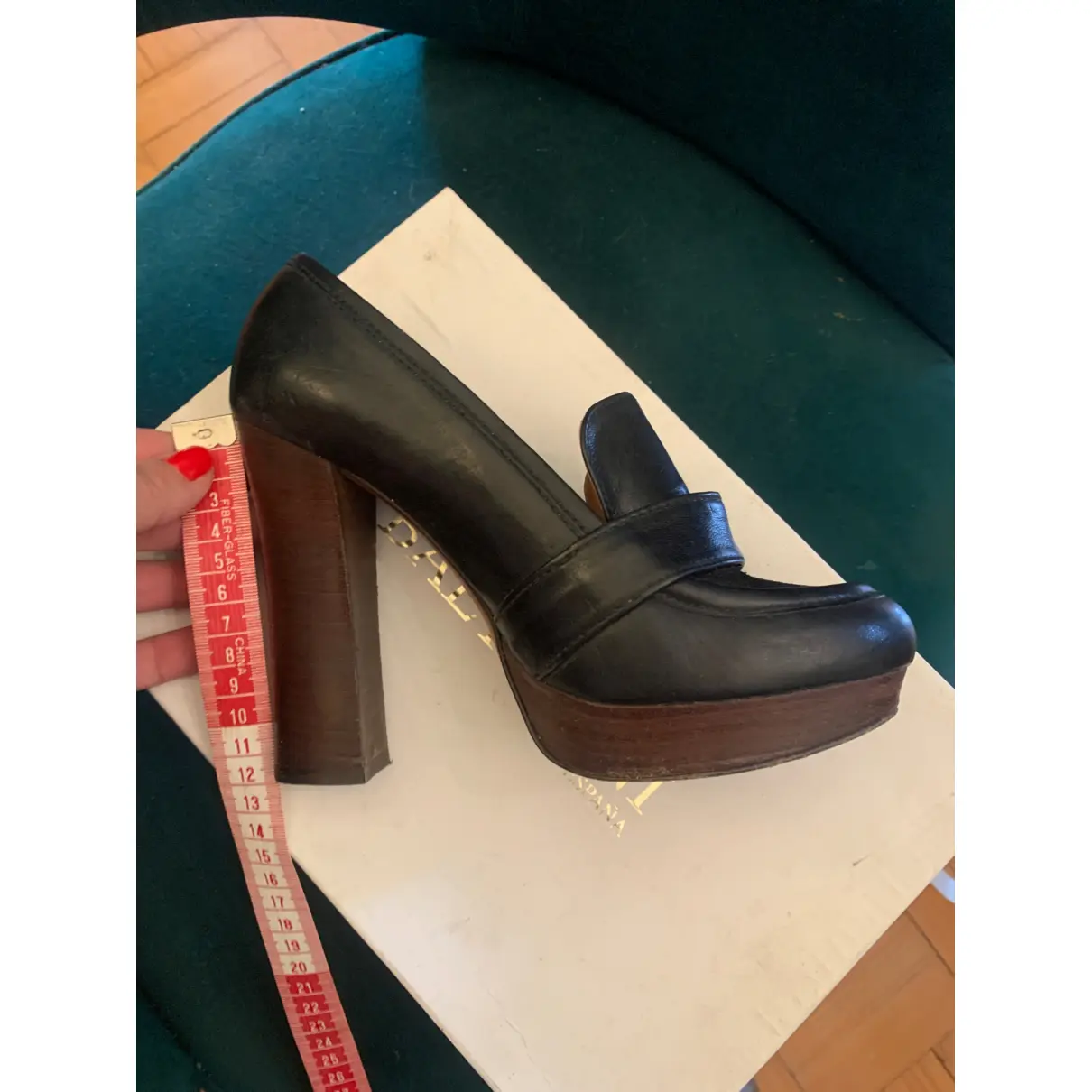 Leather heels Baltarini