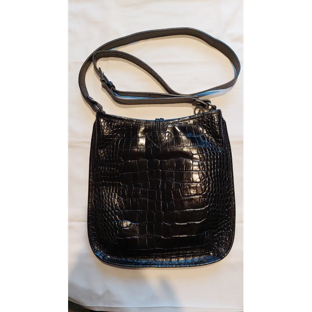 Buy Longchamp Balzane leather handbag online