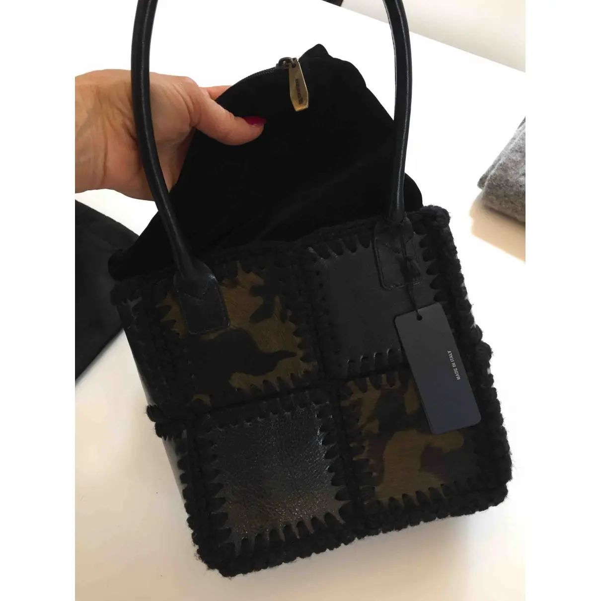 Leather handbag Berge