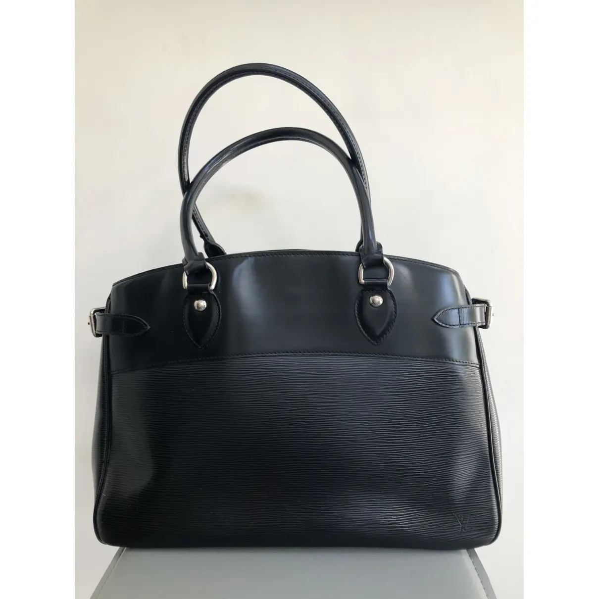 Louis Vuitton Bréa leather handbag for sale