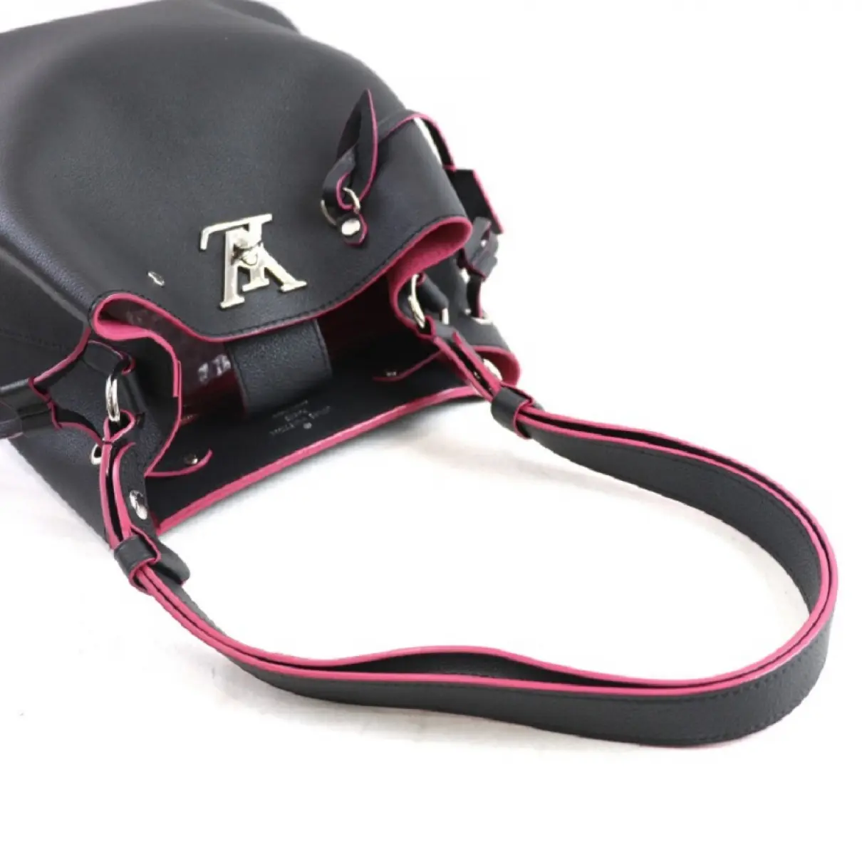 Bucket leather handbag Louis Vuitton