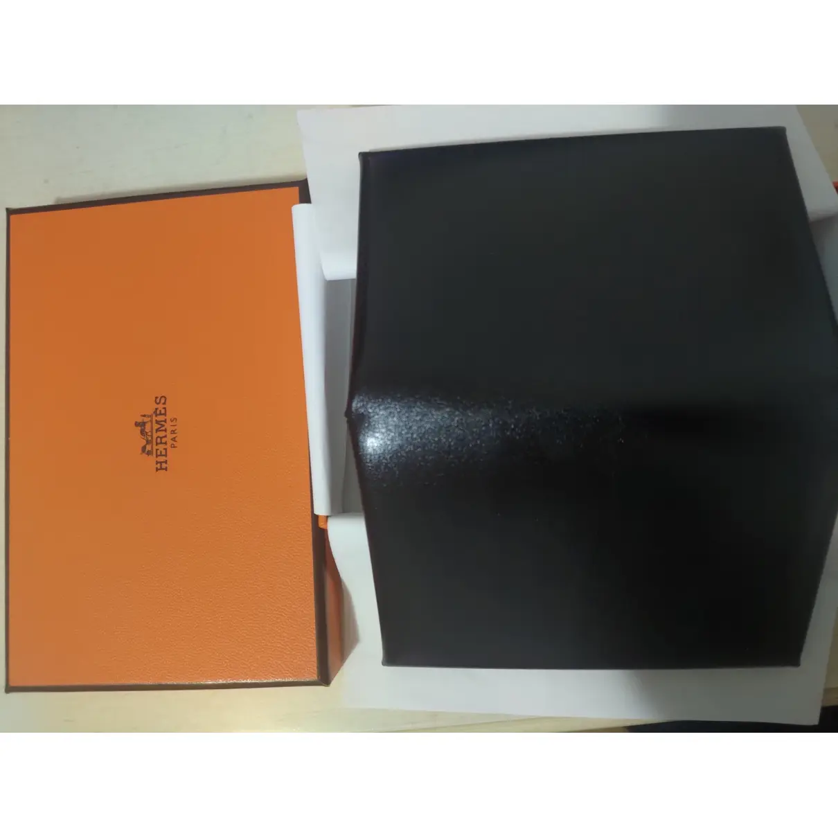 Buy Hermès Calvi leather card wallet online