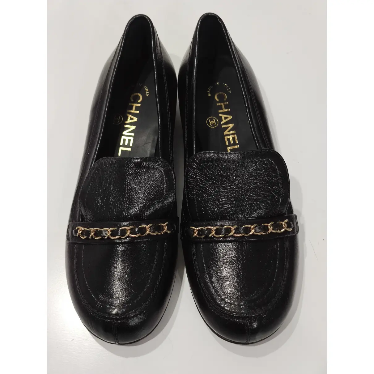 Buy Chanel Cambon leather flats online
