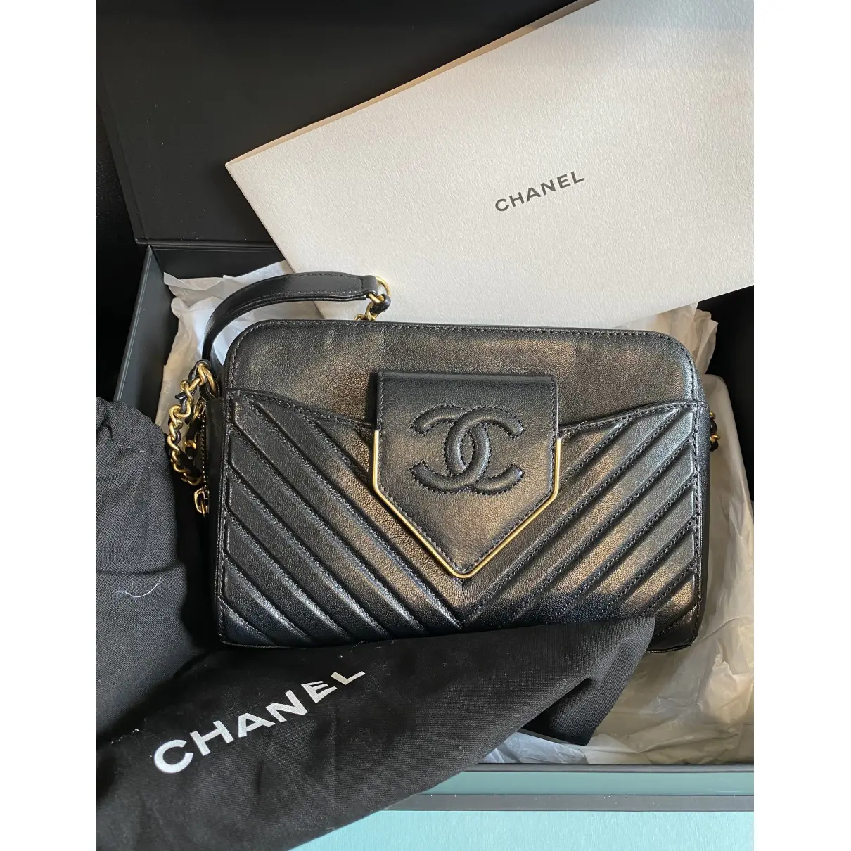 Camera leather bag Chanel