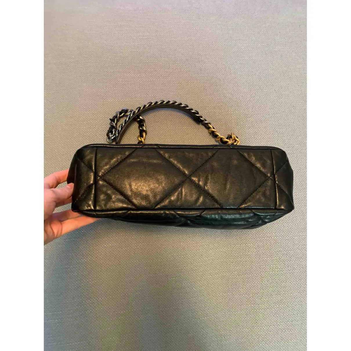 Buy Chanel Chanel 19 leather handbag online