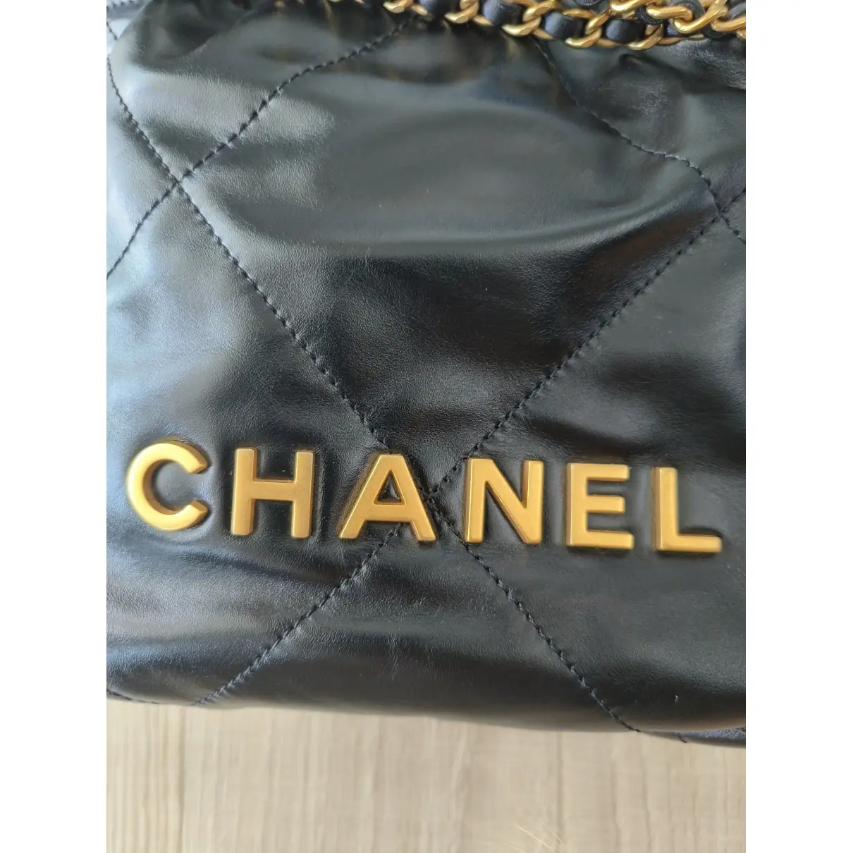 Buy Chanel Chanel 22 leather mini bag online