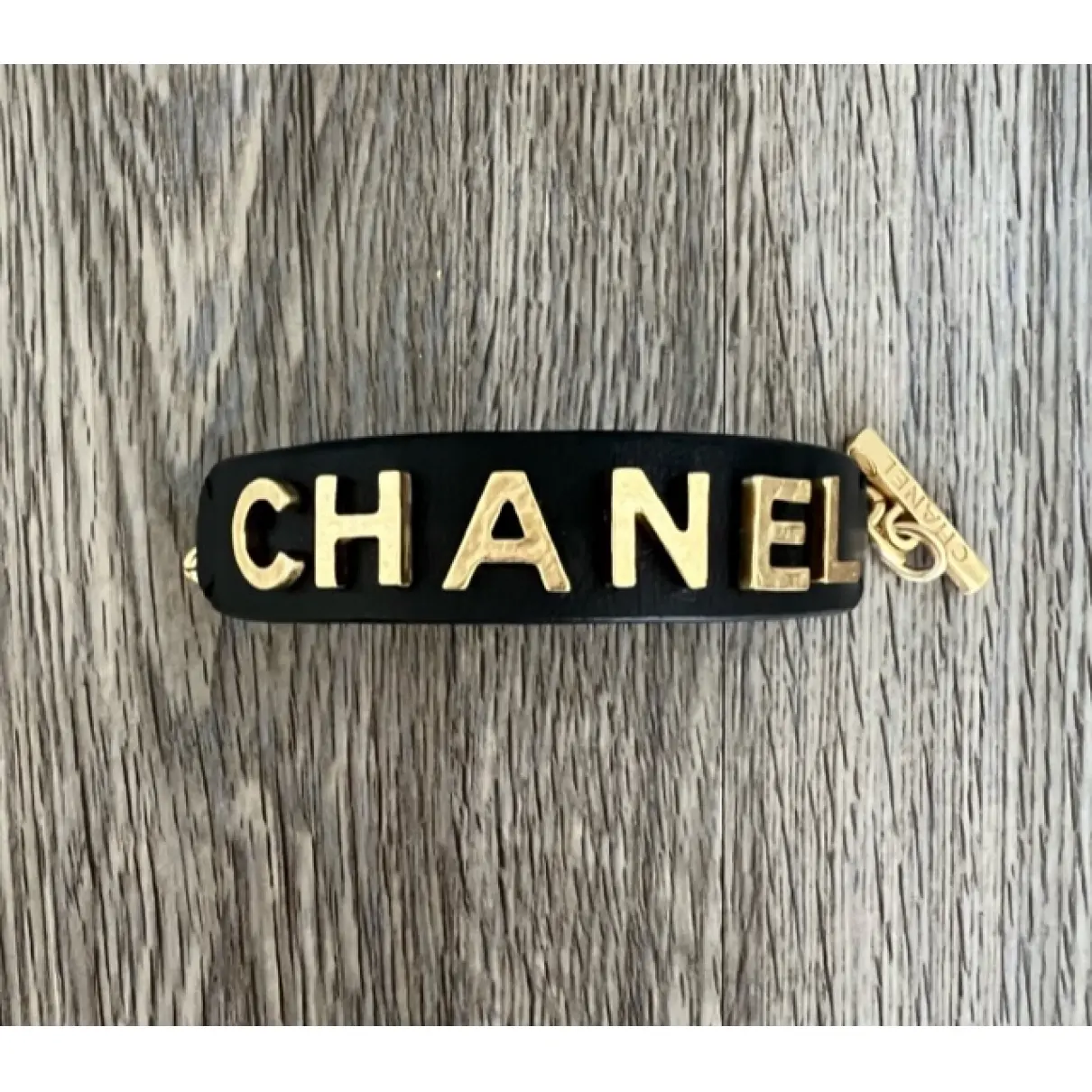 Leather bracelet Chanel