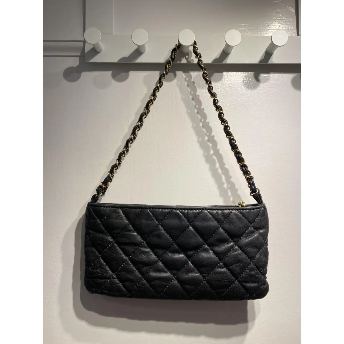 Buy Chanel Leather clutch bag online - Vintage