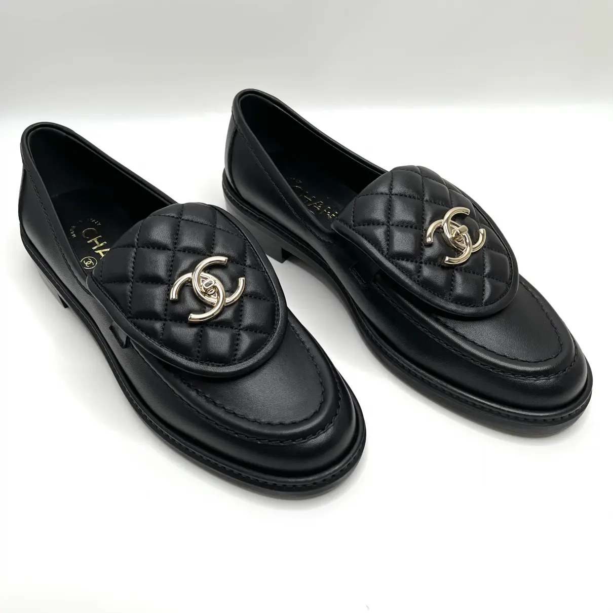 Leather flats Chanel