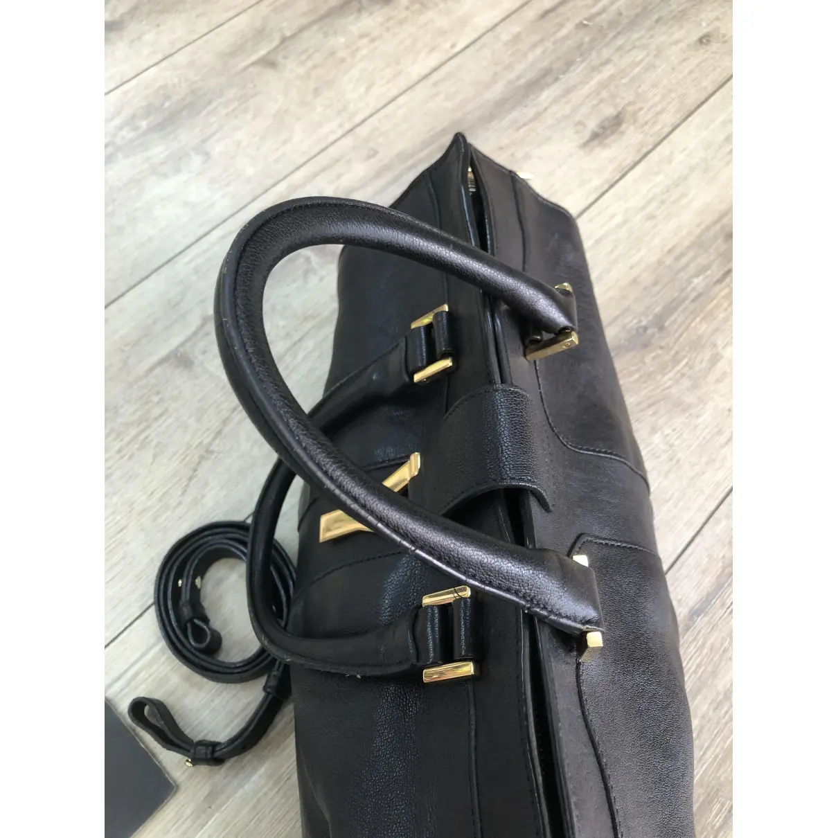 Chyc leather handbag Yves Saint Laurent