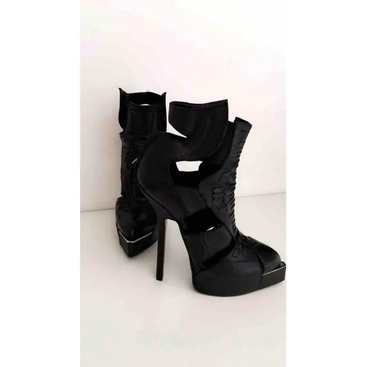 Buy Cinzia Araia Black Leather Ankle boots online
