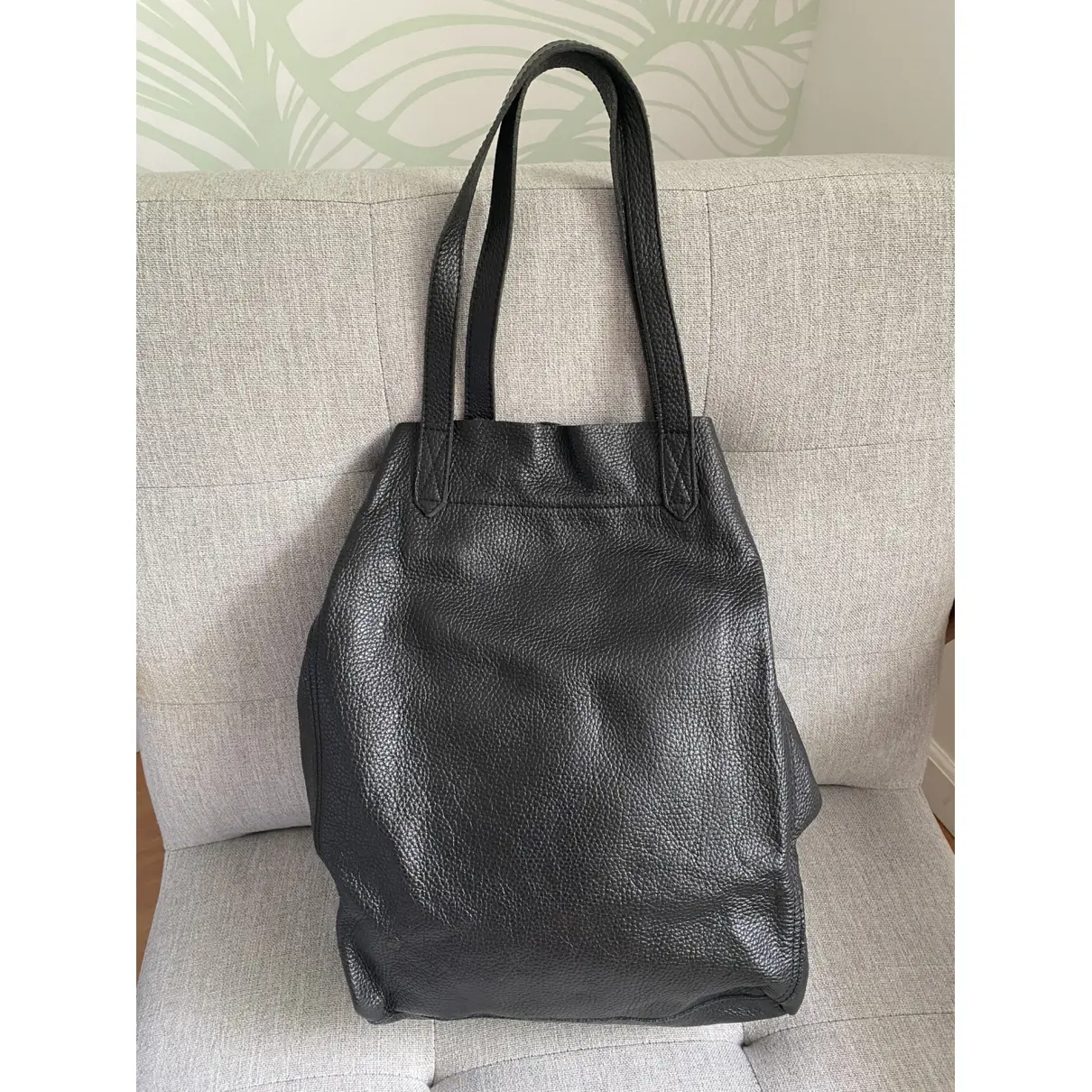 Buy Cuyana Leather handbag online