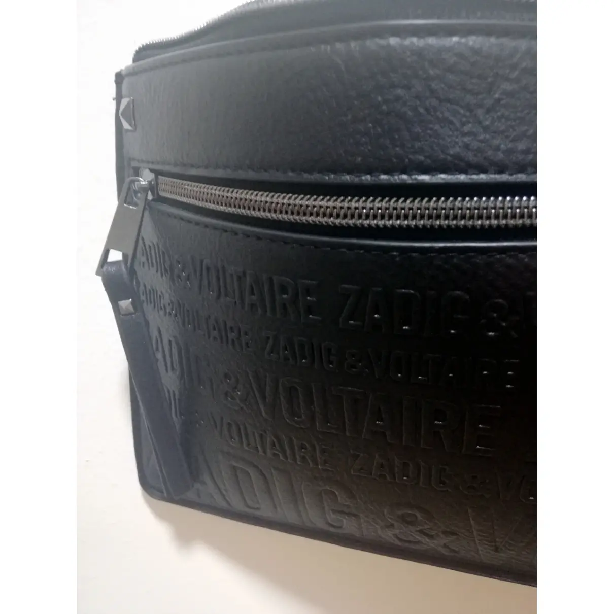 Buy Zadig & Voltaire Daily leather clutch bag online