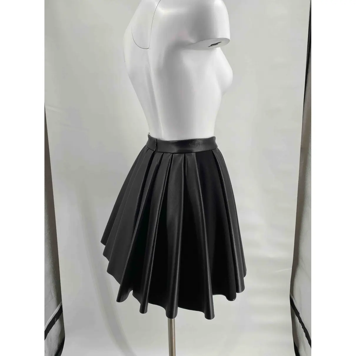 Leather mini skirt David Koma