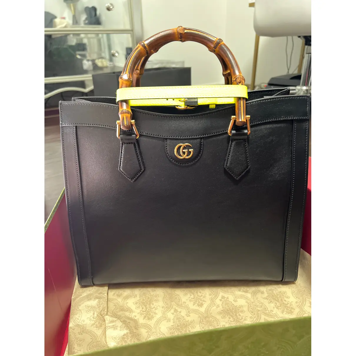 Diana Bamboo leather tote Gucci