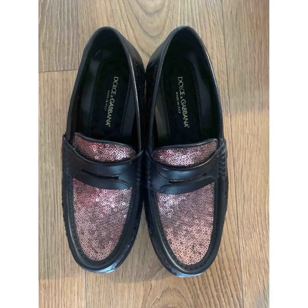 Buy Dolce & Gabbana Leather flats online