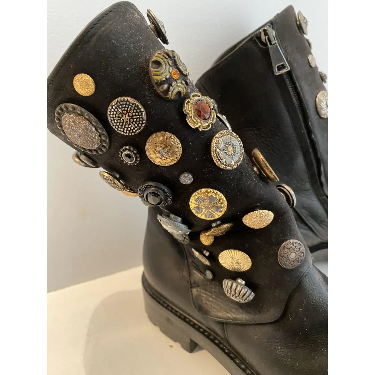 Leather boots Elena Iachi