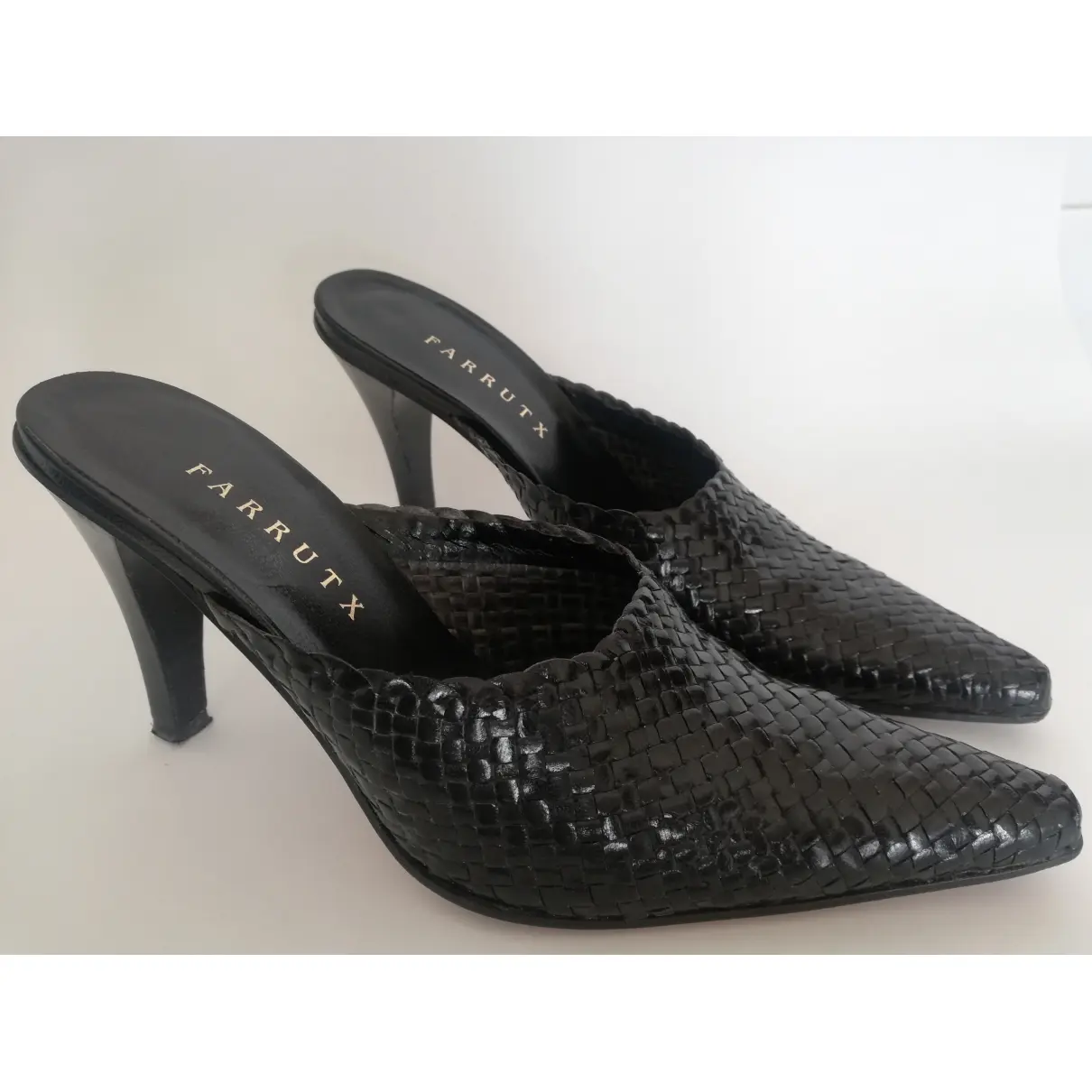 Leather heels FARRUTX