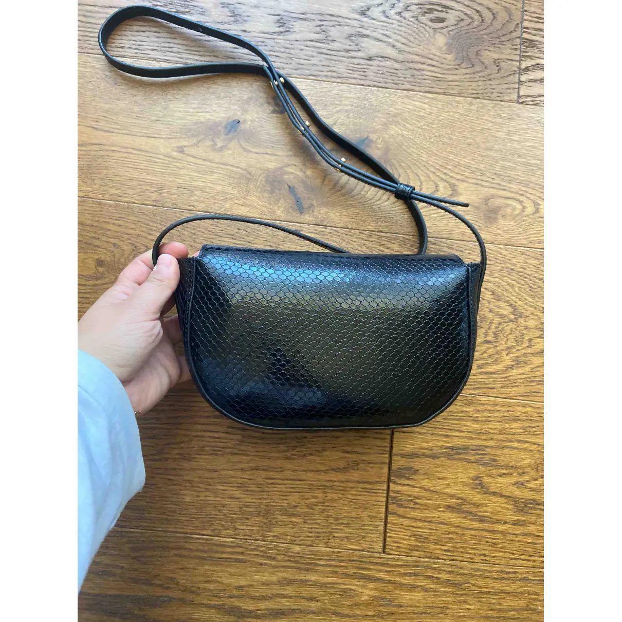 Buy Frenzlauer Leather handbag online