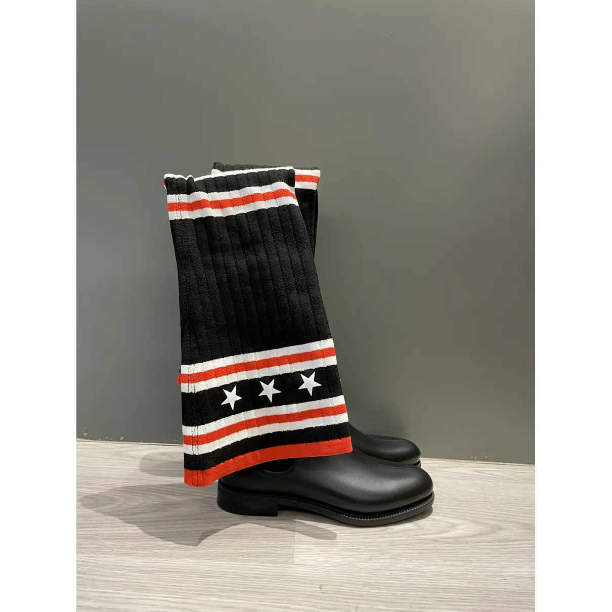 Buy Givenchy Leather snow boots online