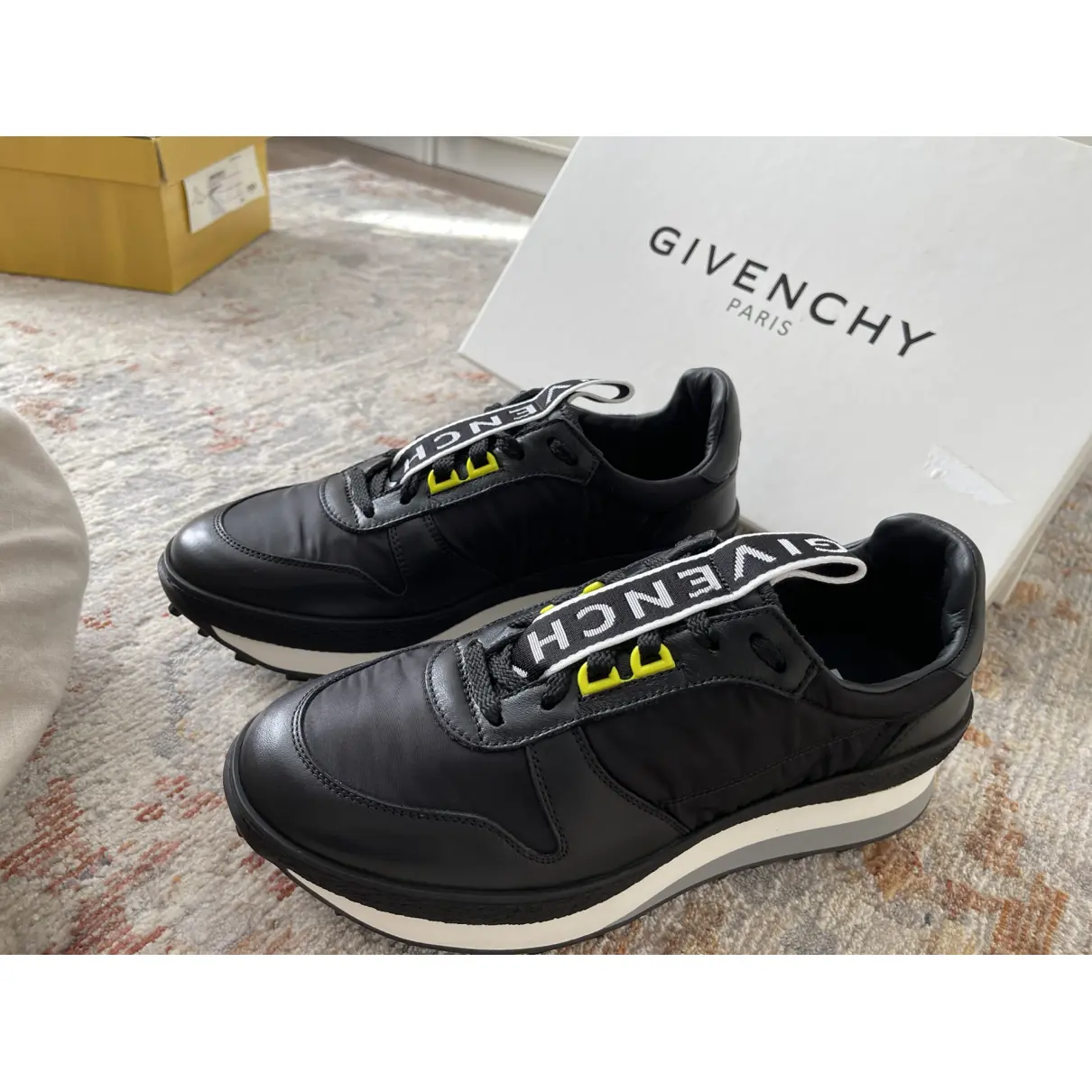 Luxury Givenchy Trainers Men