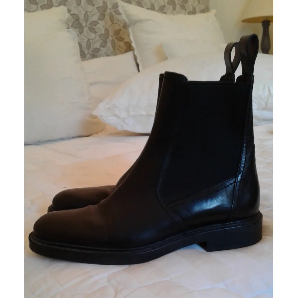 Buy Gucci Leather ankle boots online