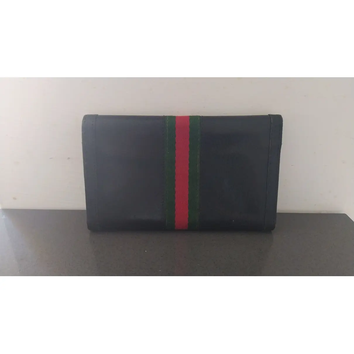Buy Gucci Leather wallet online