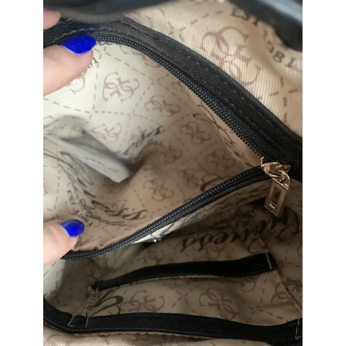Leather crossbody bag GUESS