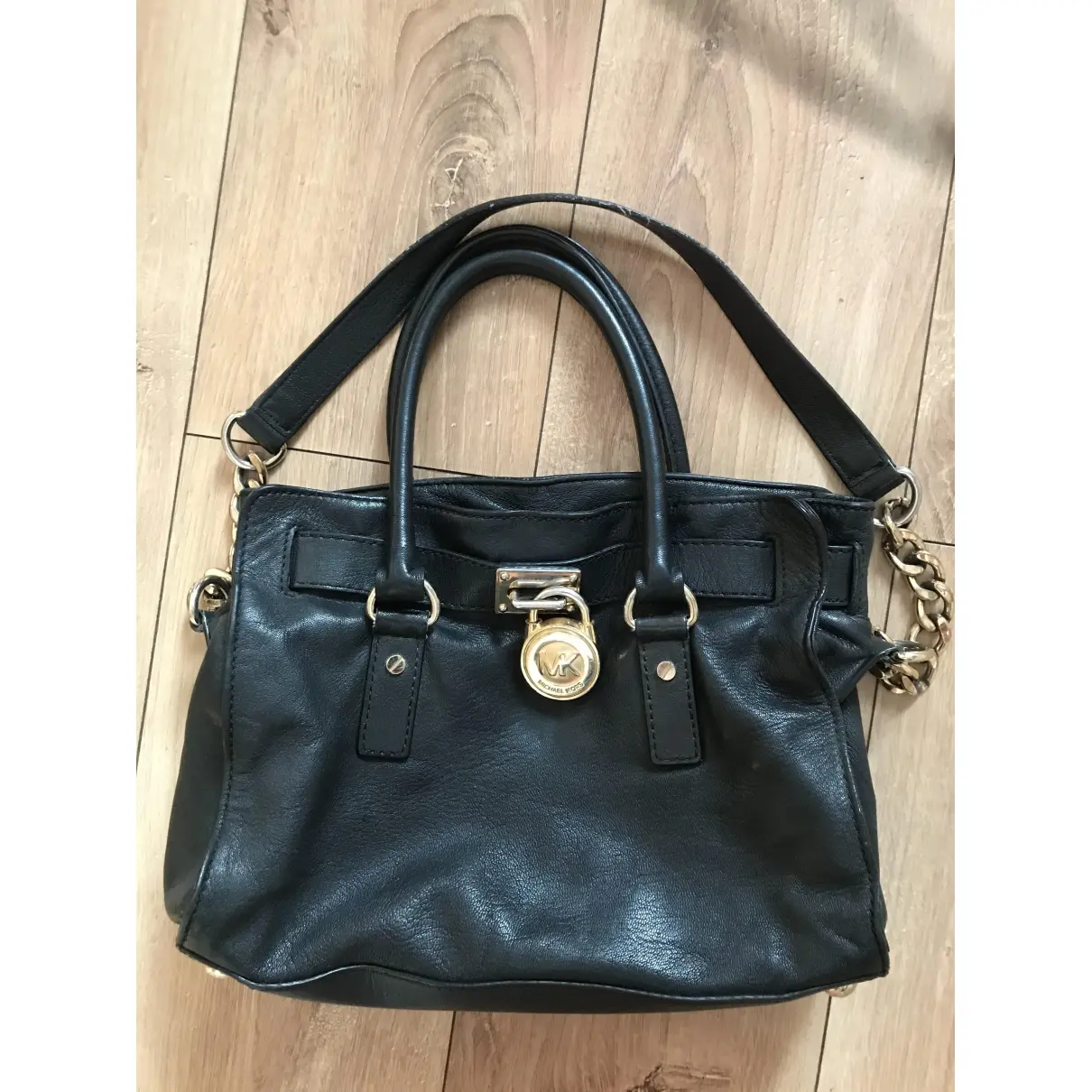 Buy Michael Kors Hamilton leather handbag online