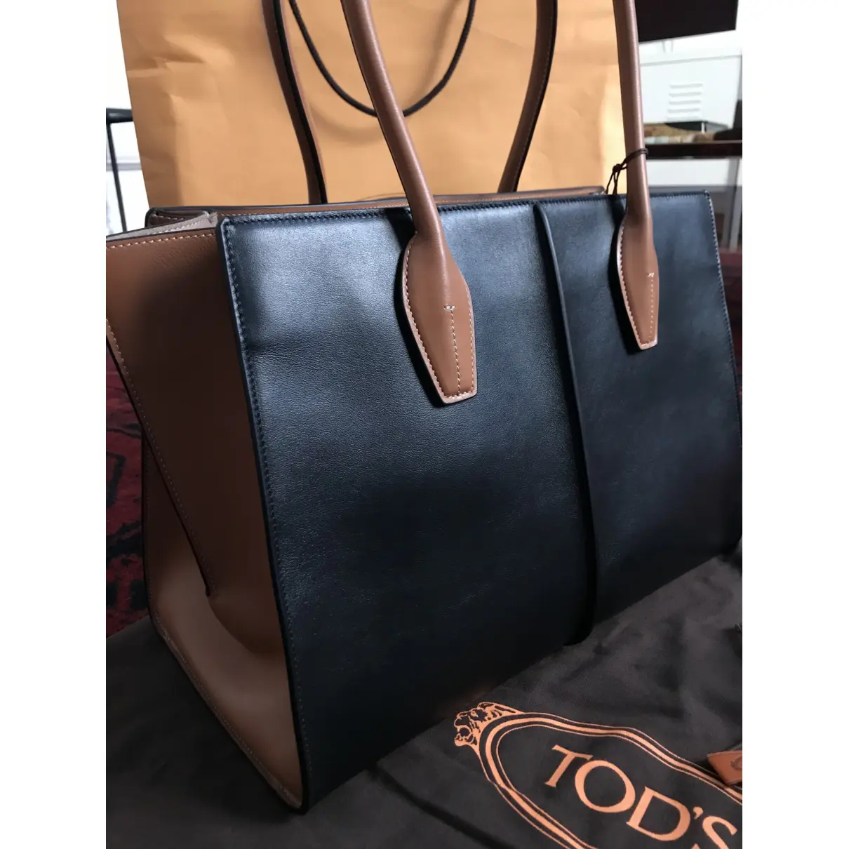 Holly leather handbag Tod's