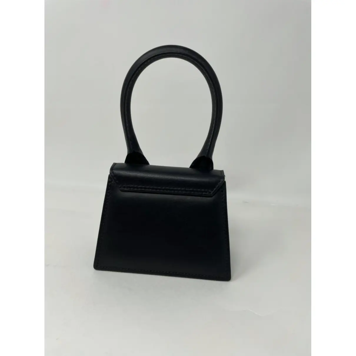Buy Jacquemus Leather handbag online