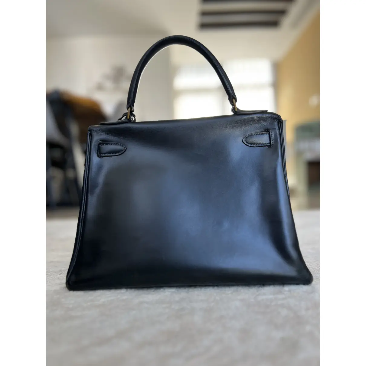Buy Hermès Kelly 28 leather handbag online - Vintage