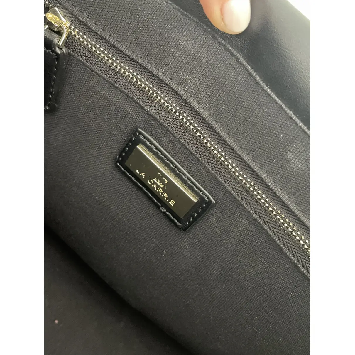 Leather handbag La carrie