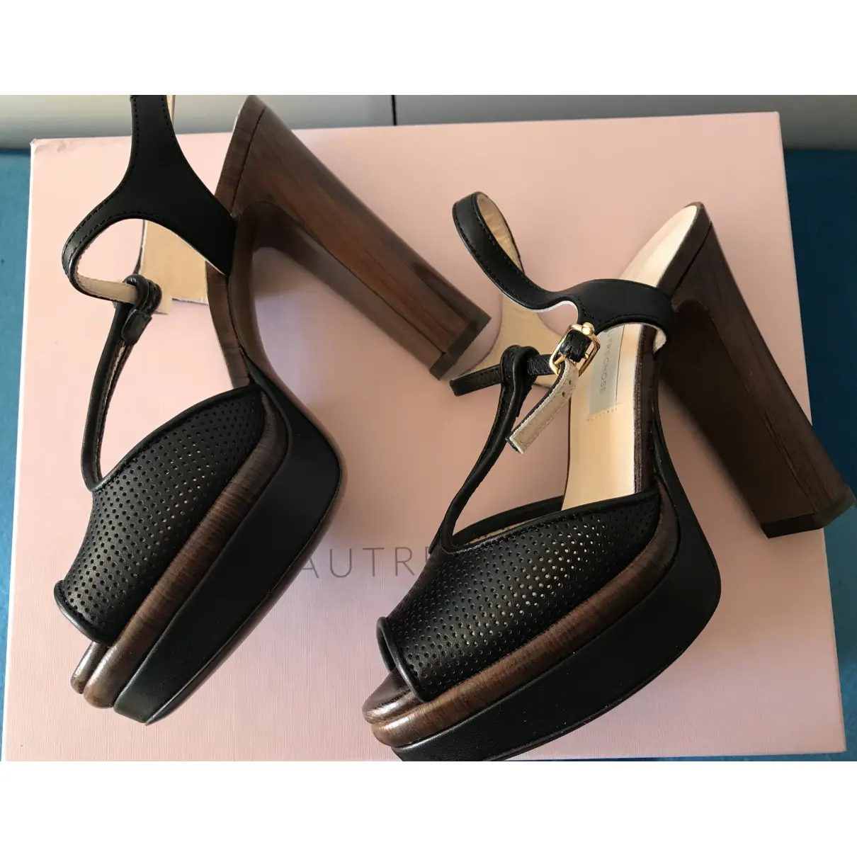 Buy L'AUTRE CHOSE Leather sandals online