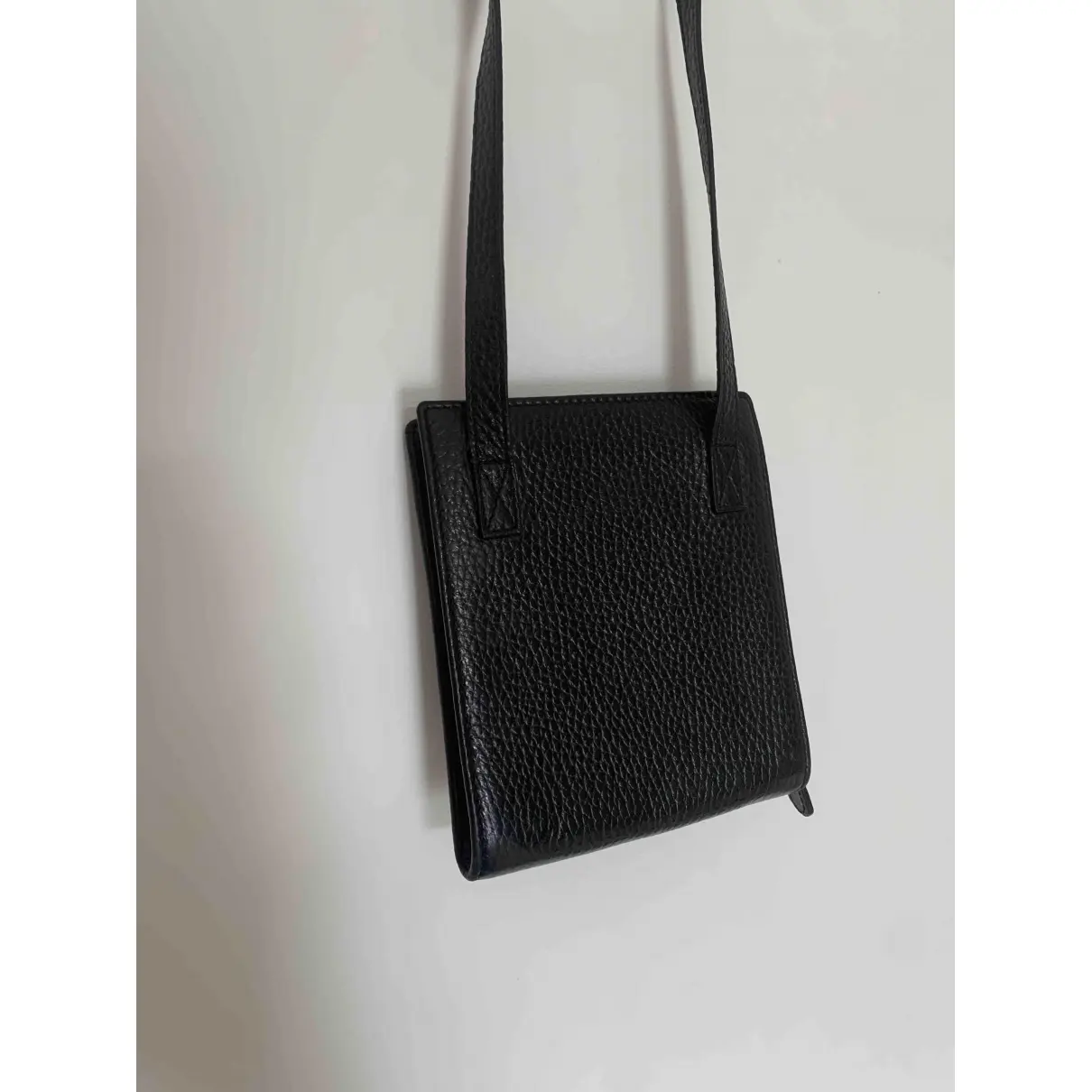 Buy Jacquemus Le Gadjo leather small bag online