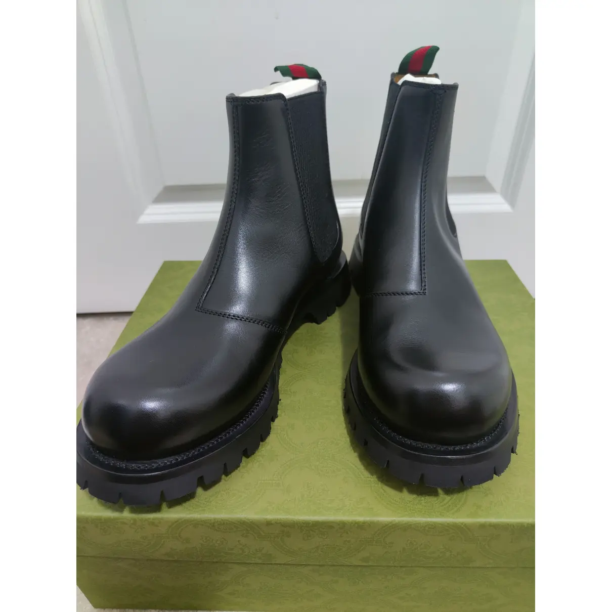 Leon leather boots Gucci
