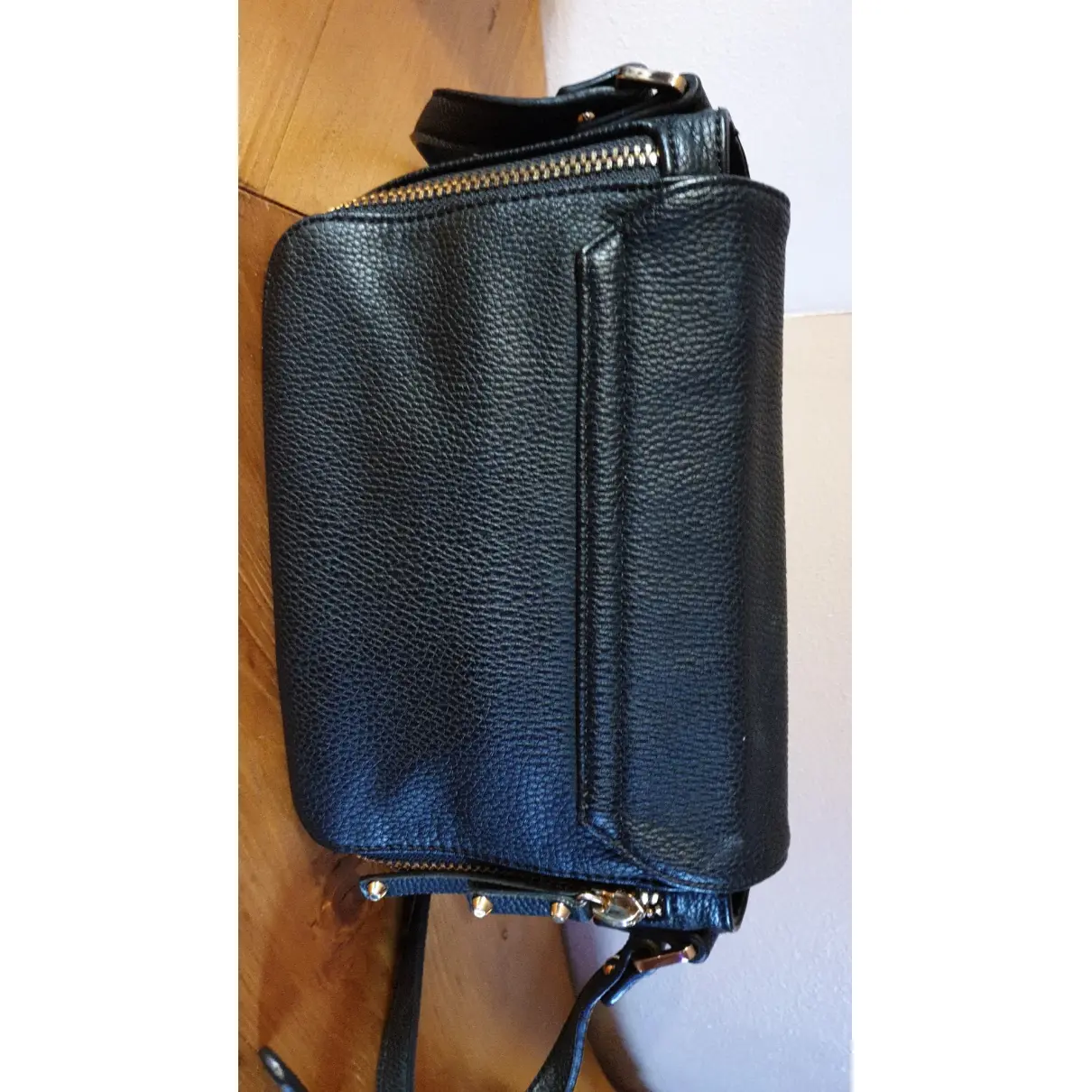 Buy Liu.Jo Leather clutch bag online