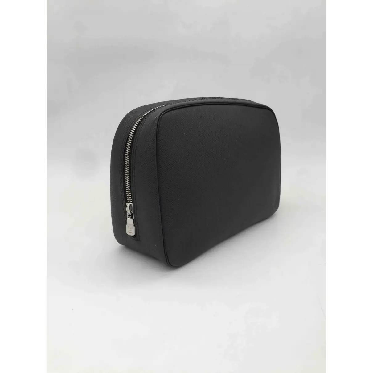 Leather handbag Louis Vuitton