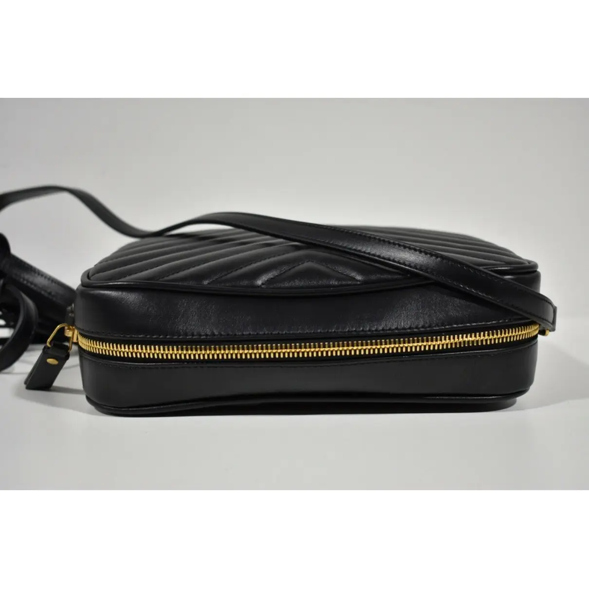 Buy Yves Saint Laurent Loulou leather handbag online - Vintage