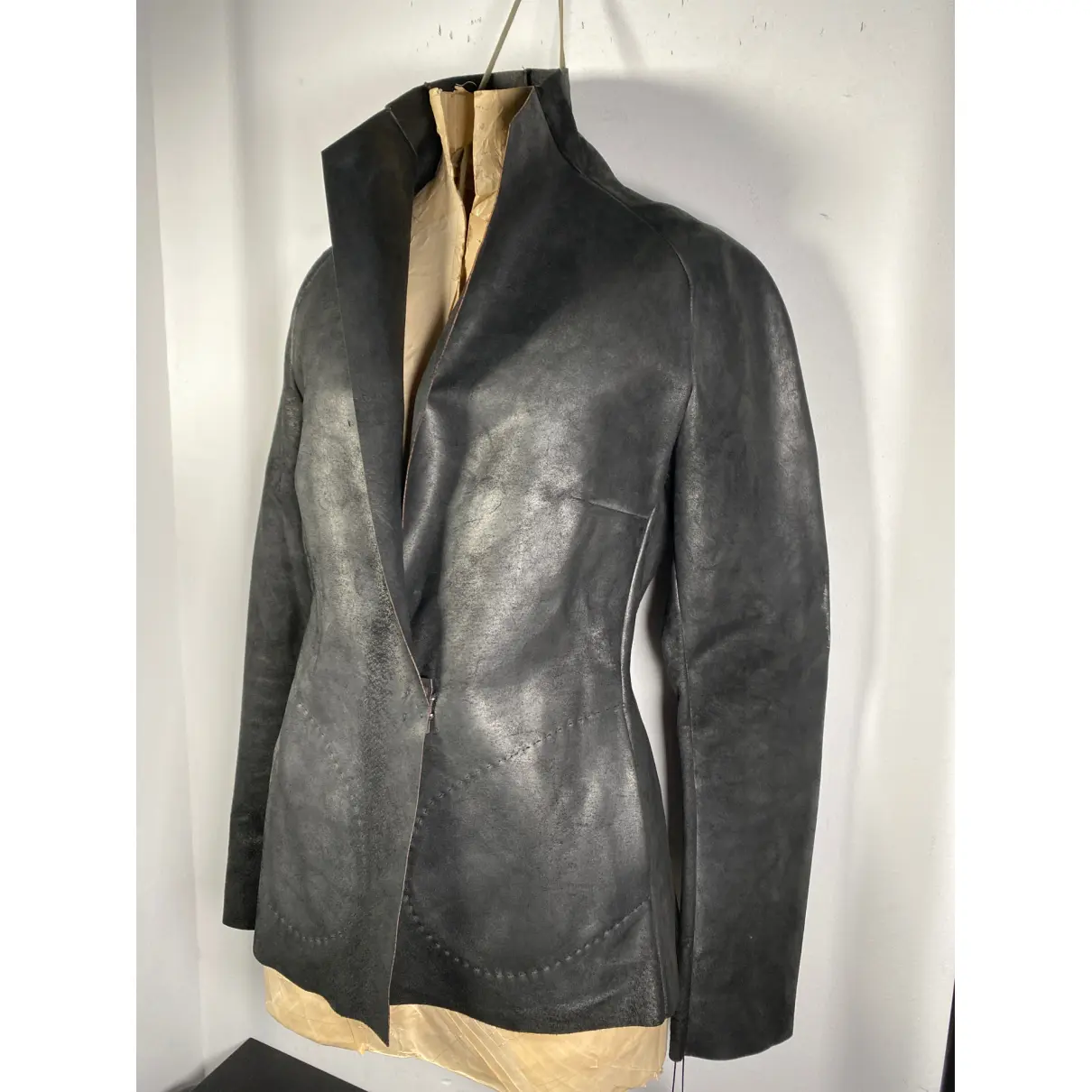 Leather short vest MA+