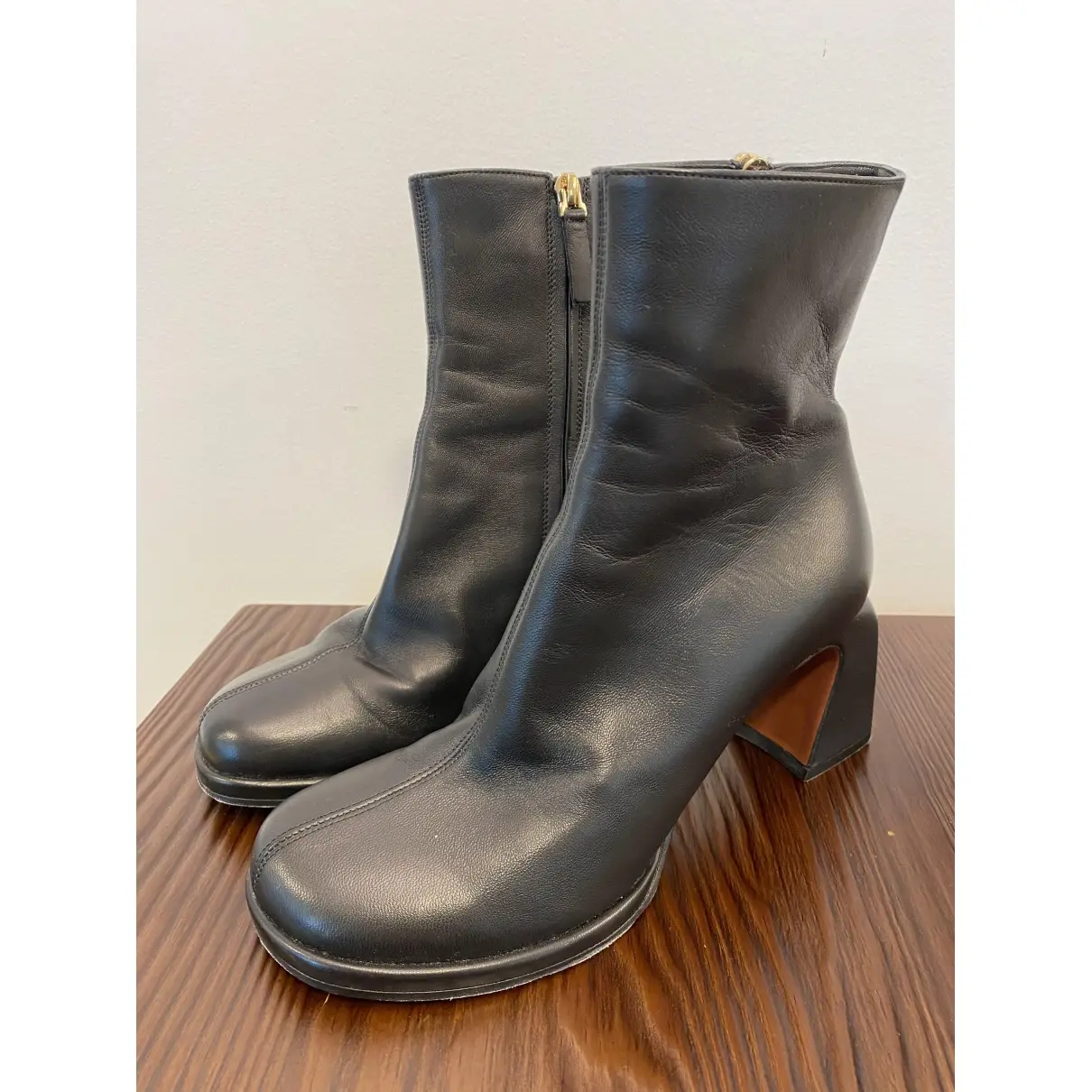 Manu Atelier Leather ankle boots for sale