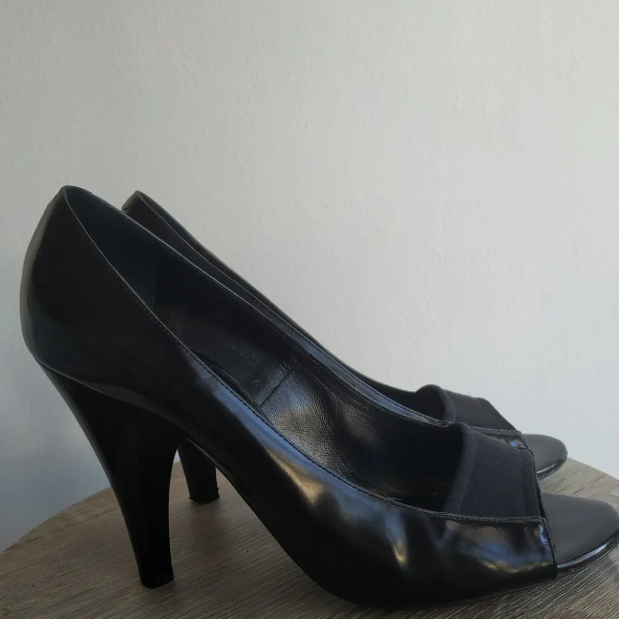 Buy Marc Jacobs Leather heels online