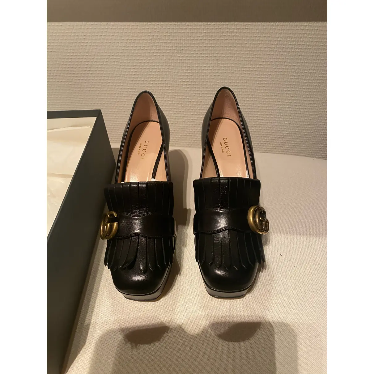 Buy Gucci Marmont leather flats online