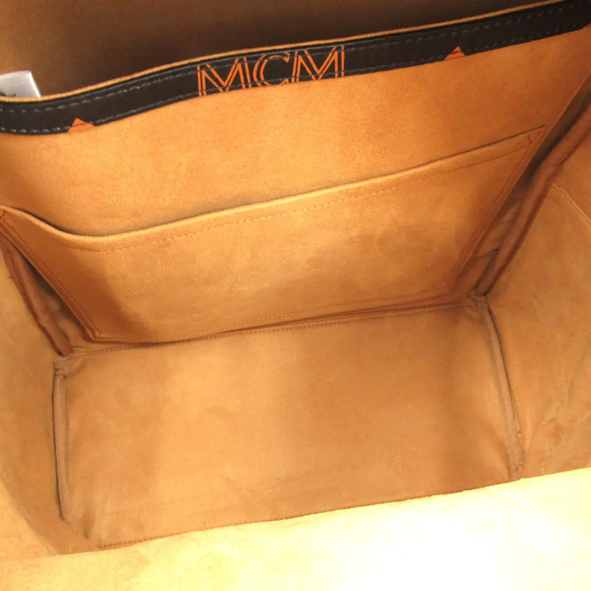Leather bag MCM