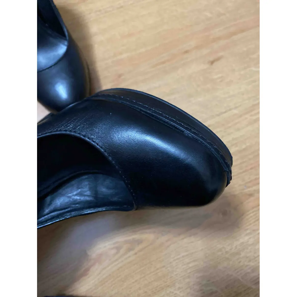 Leather heels MINELLI