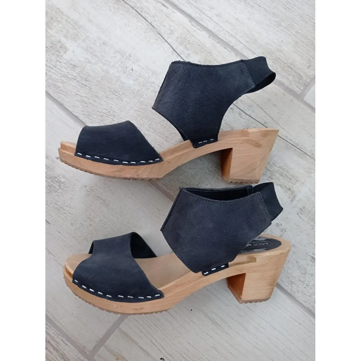 Buy Moheda Toffeln Leather mules & clogs online