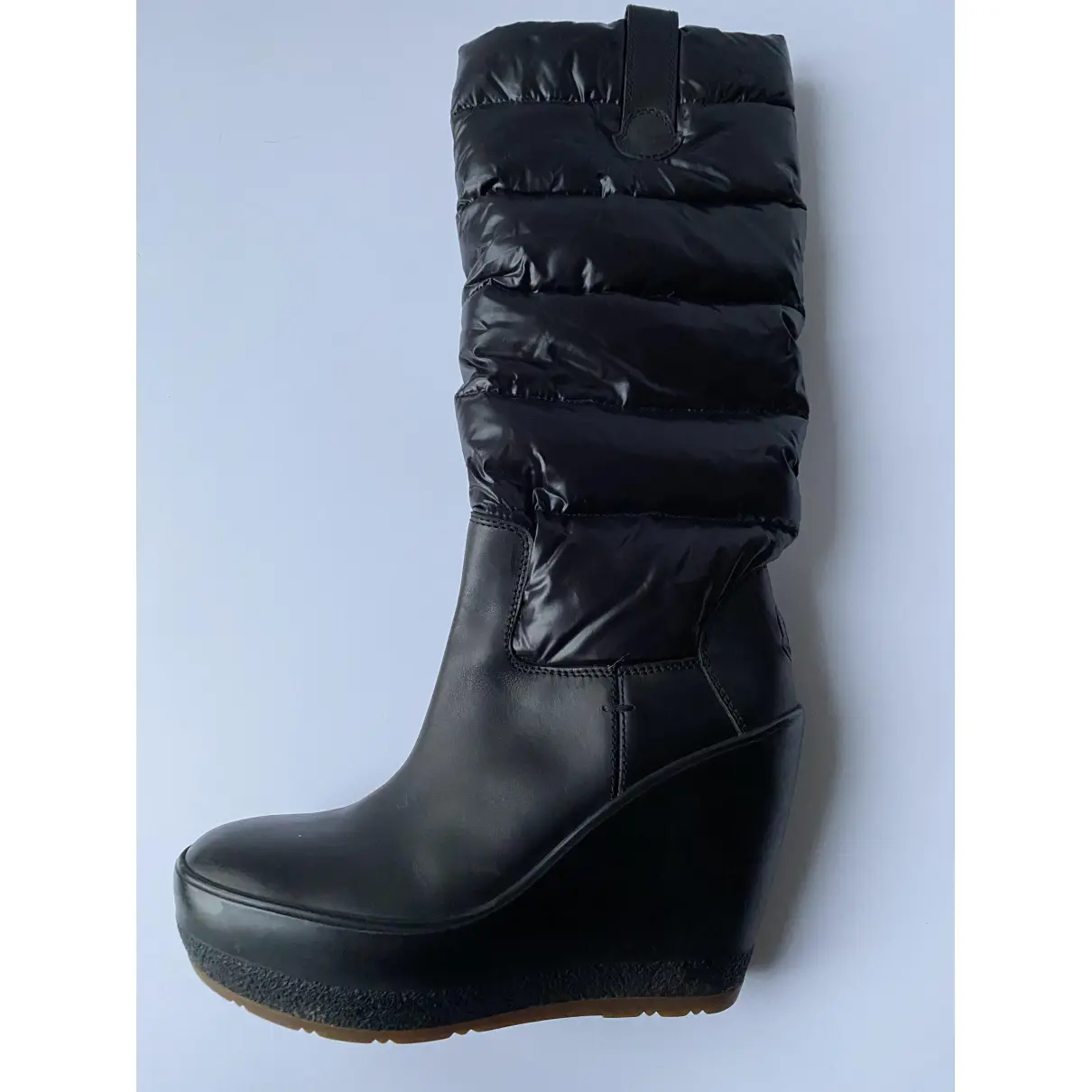 Buy Moncler Leather snow boots online
