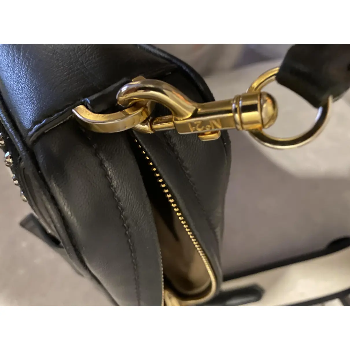 Leather crossbody bag N°21